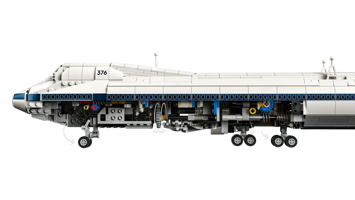 LEGO - ICONS Shuttle Carrier Aircraft 10360