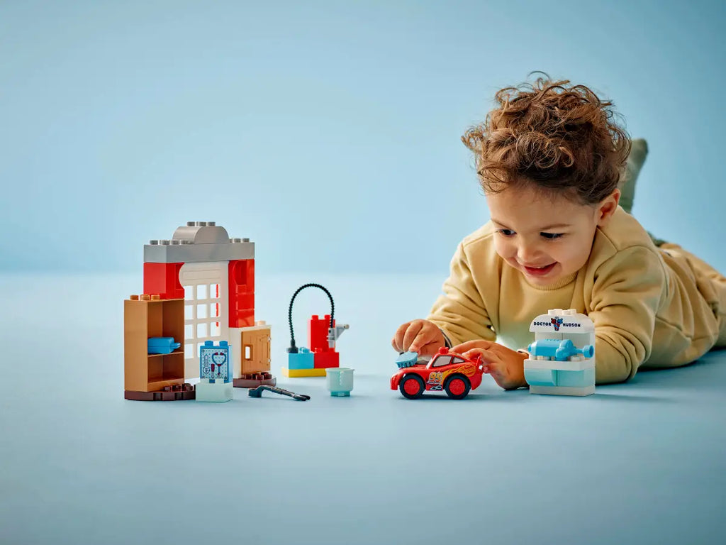 LEGO - Duplo McQueen's Visit to Doc's Garage 10456