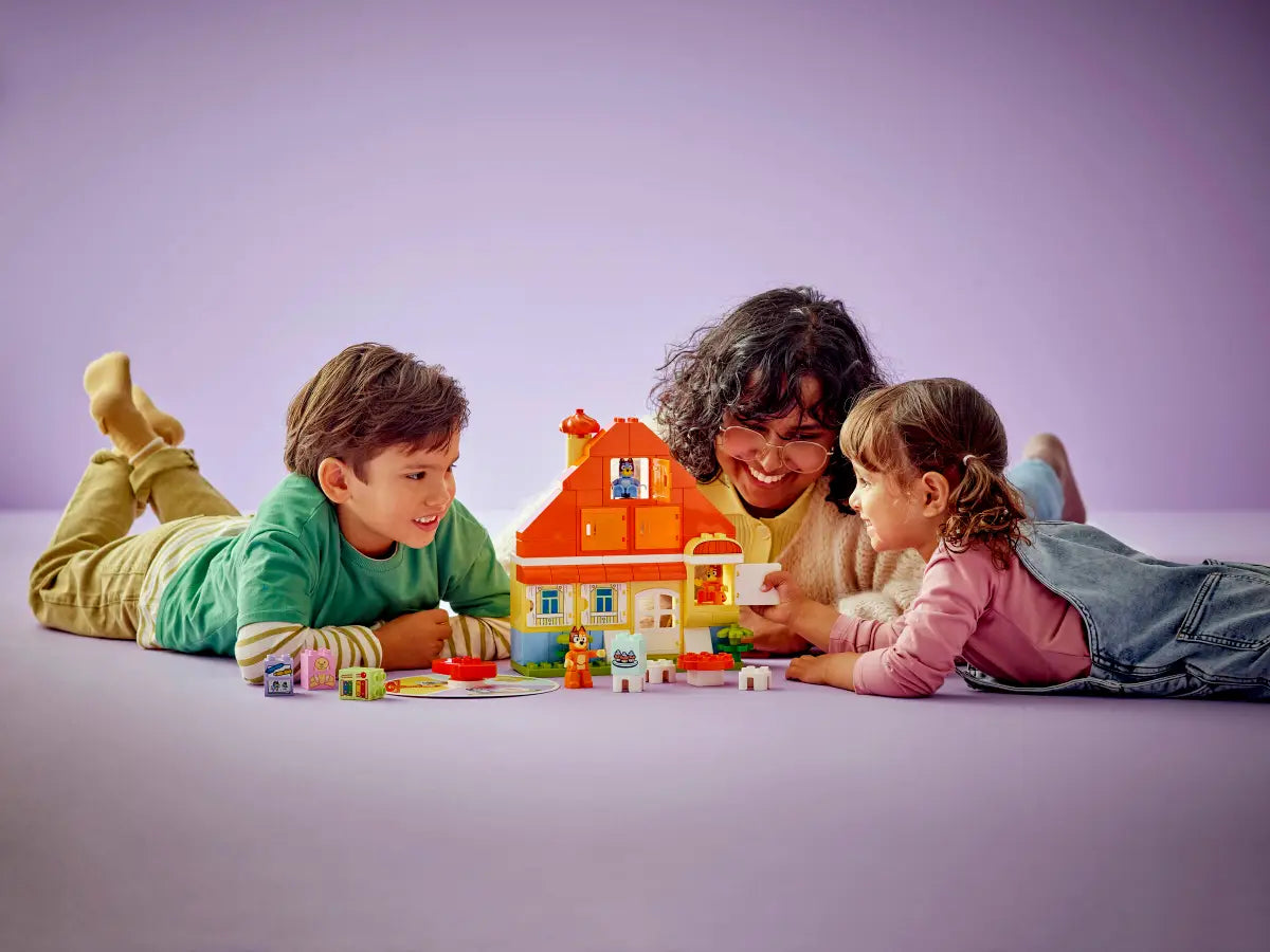 LEGO - Bluey's Family House with Memory Game 10459