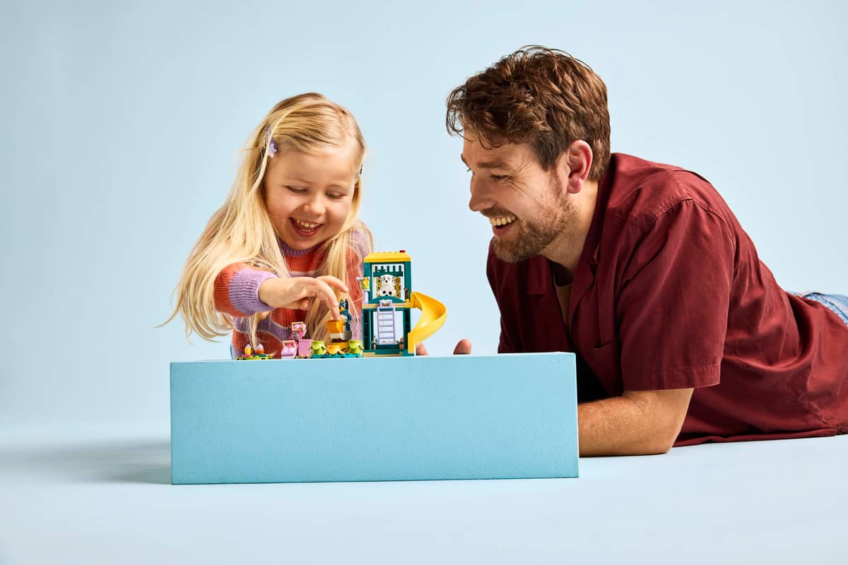 LEGO - Bluey - Playground Fun with Bluey and Chloe 11201