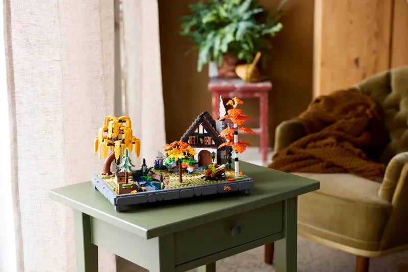 LEGO - Icons Autumn Cottage Garden 11372