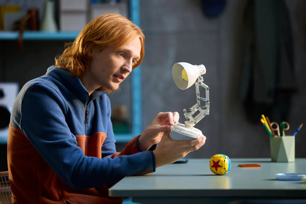 LEGO - Ideas Disney Pixar Luxo Jr. 21357