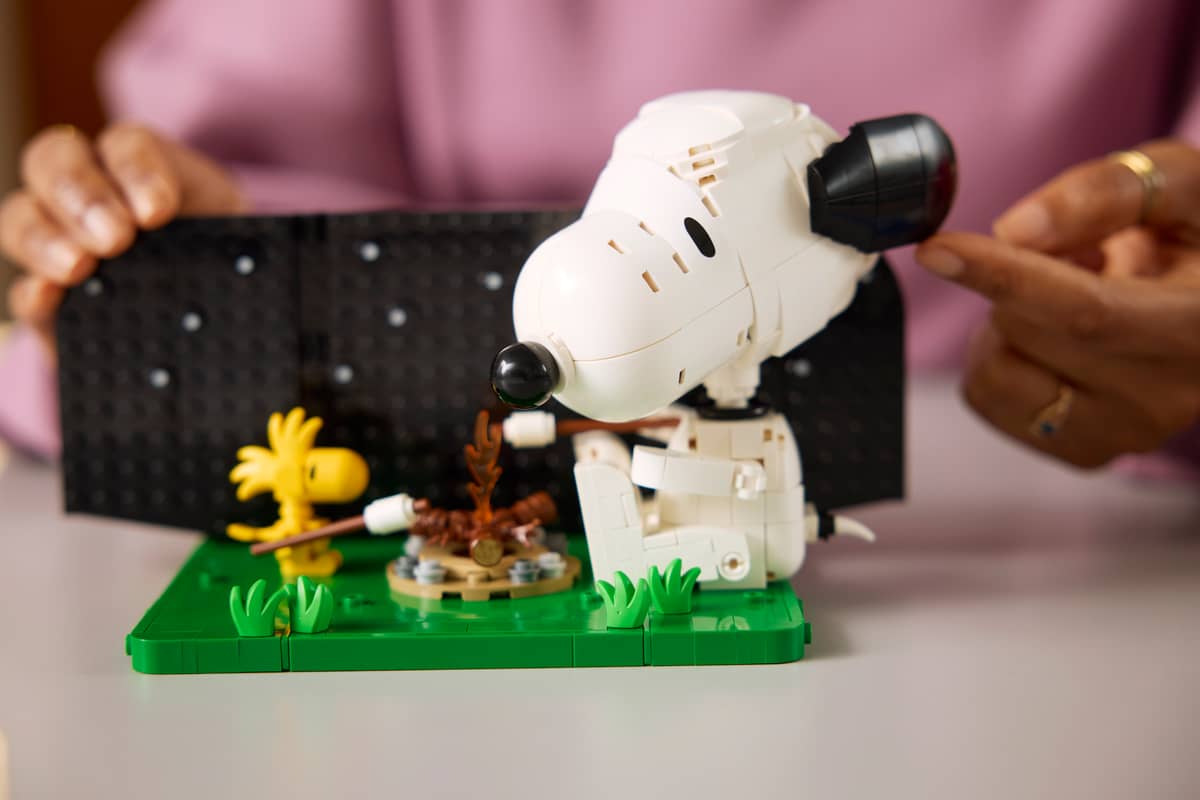 Lego - Ideas Peanuts Snoopys Doghouse 21368