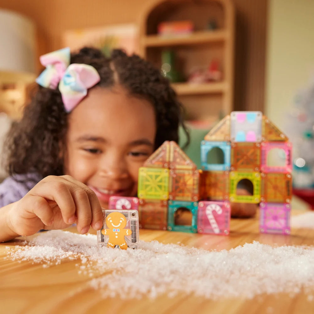 Magna Tiles - Micromags Travel Gingerbread House