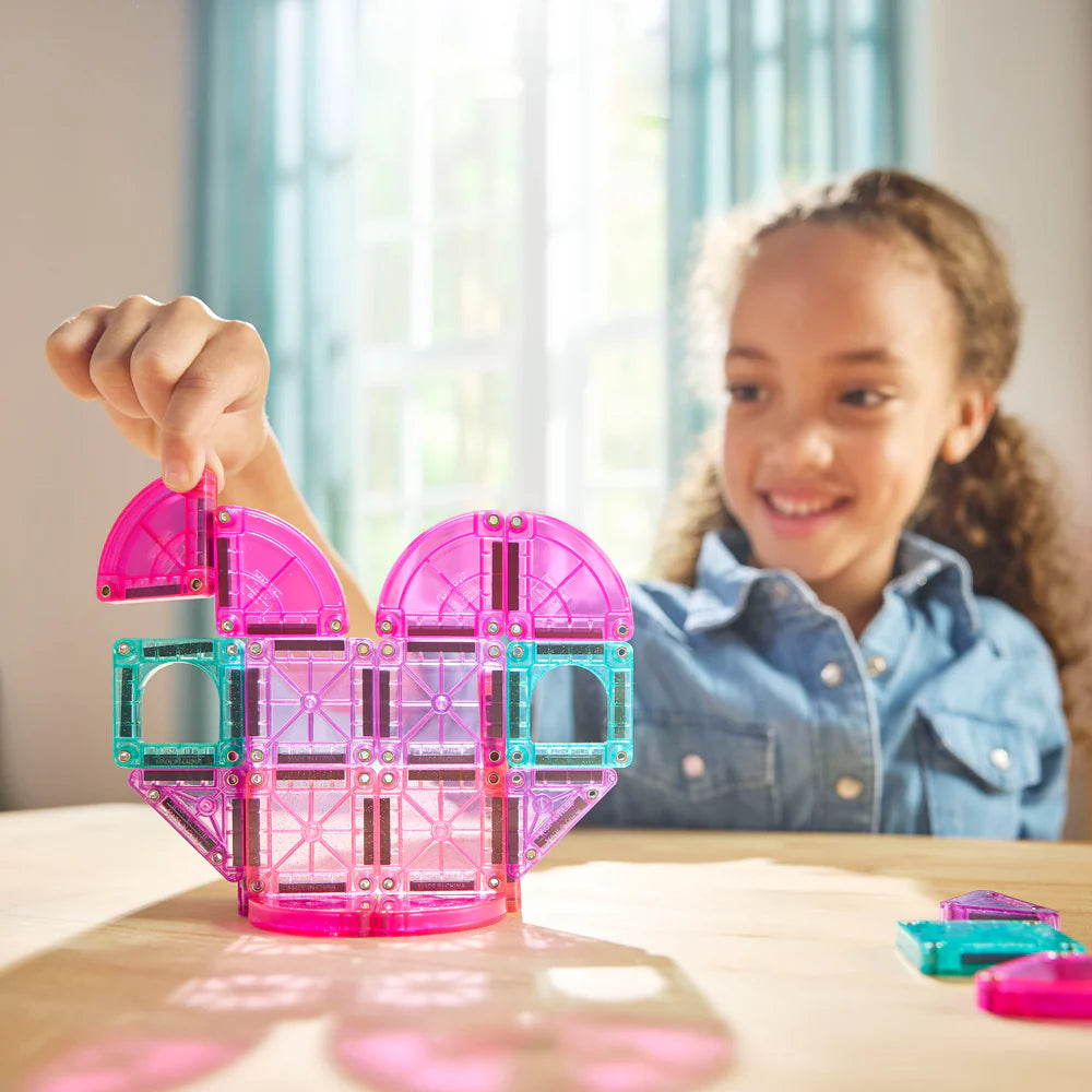 Magna Tiles - Heart to Heart Travel Tin