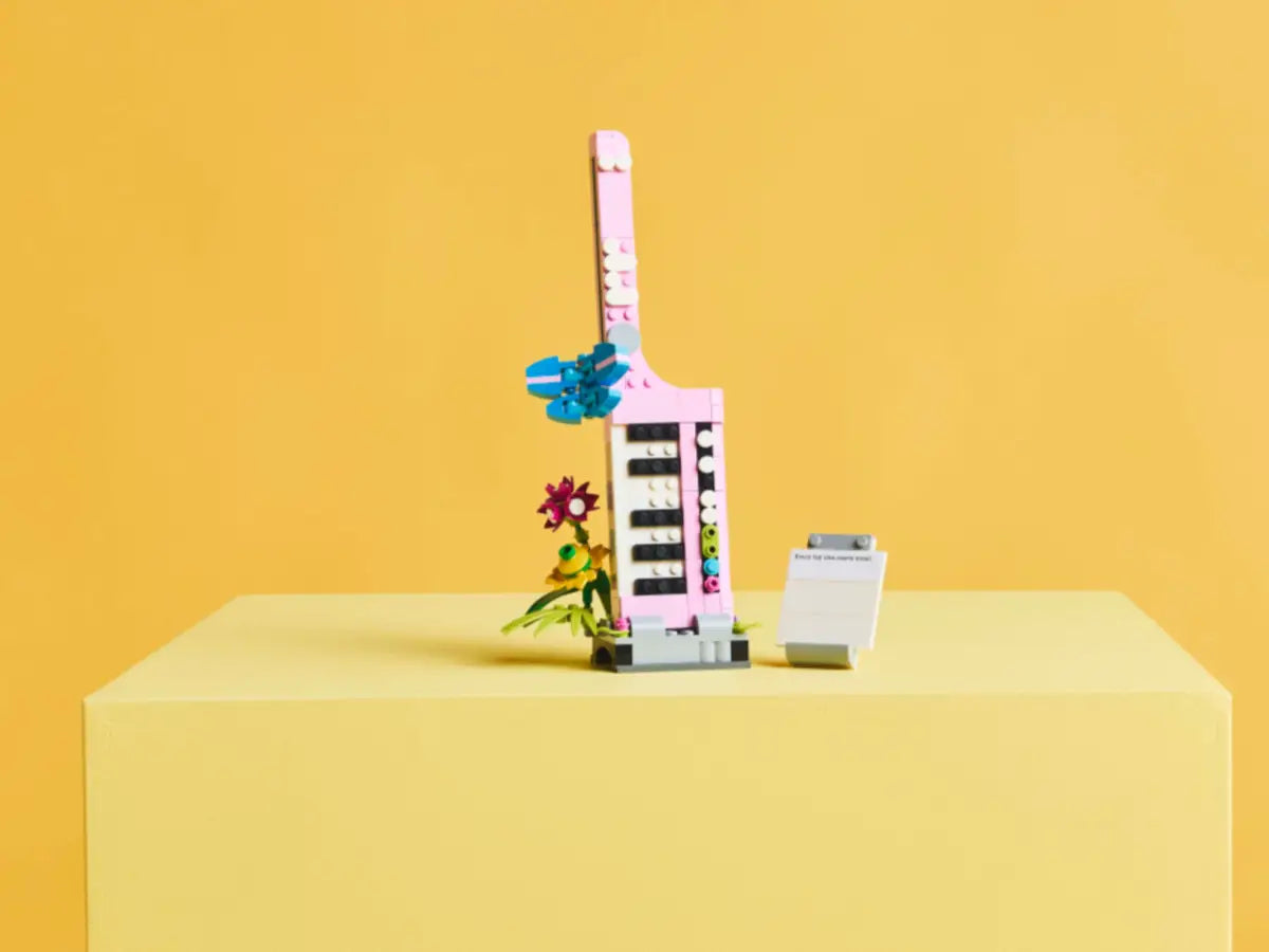 LEGO - Creator Typewriter with Flowers 31169