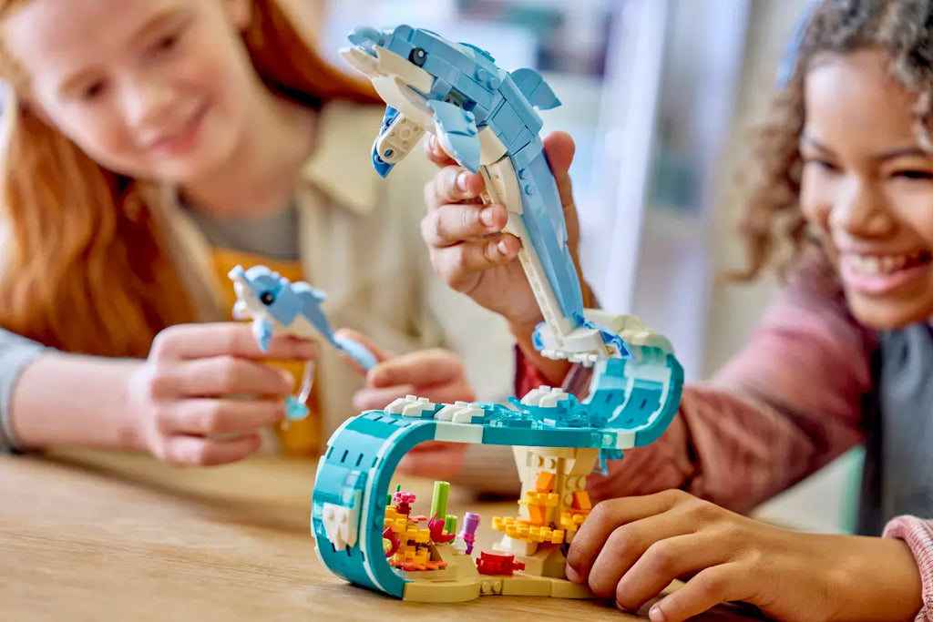 LEGO - Creator Beautiful Dolphins 31385