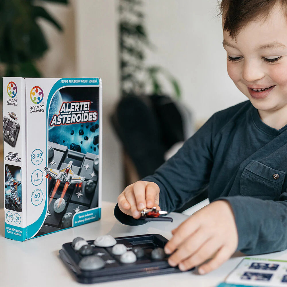 Smart Games - Asteroid Escape Game