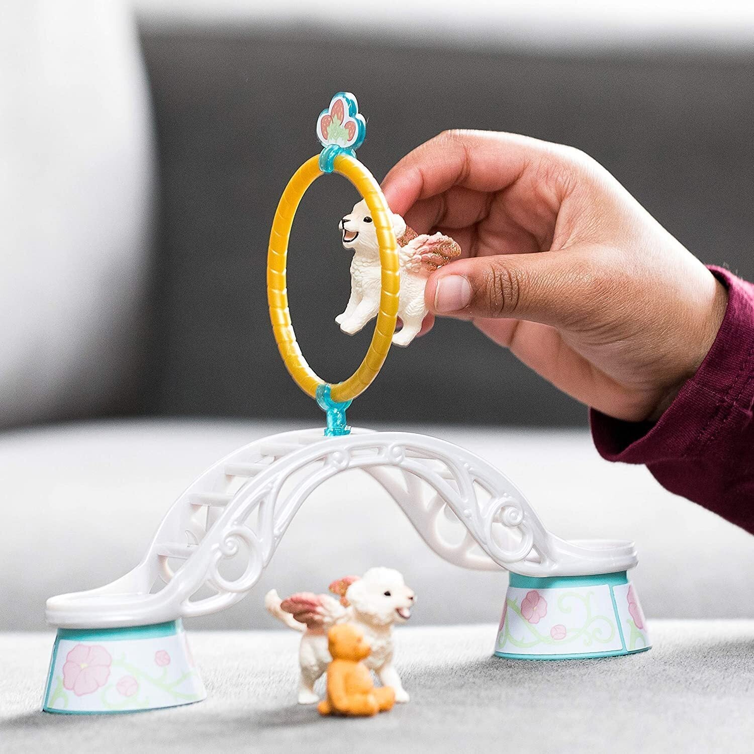 Schleich - Winged Baby Lion Training
