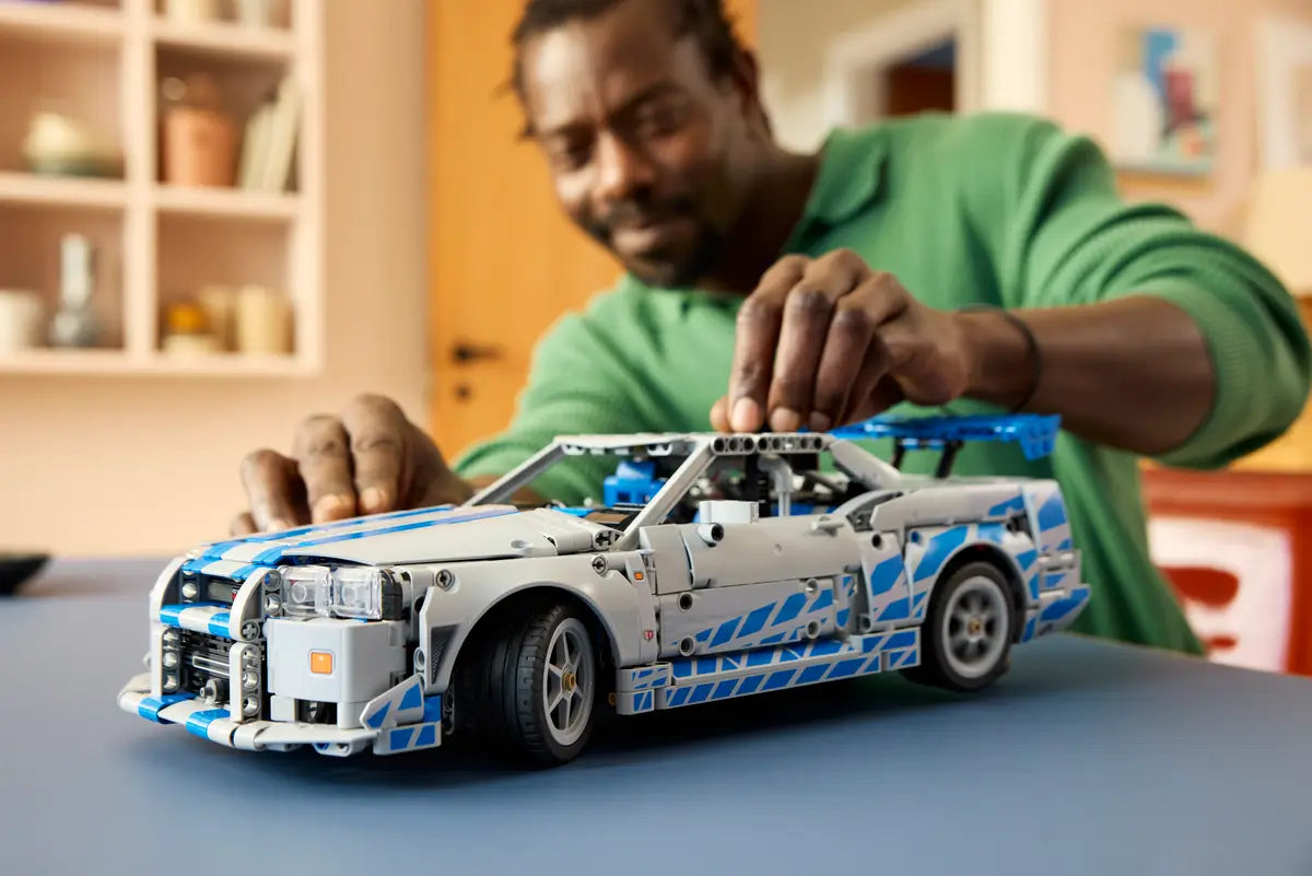 LEGO - Technic 2 Fast 2 Furious Nissan Skyline GT-R (R34) Car 42210