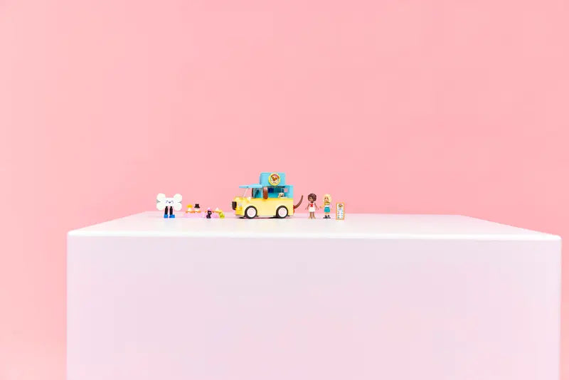 LEGO - Friends Pet Accessories Van 42678