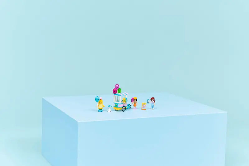 LEGO - Friends Ice Cream and Balloon Stand 42692