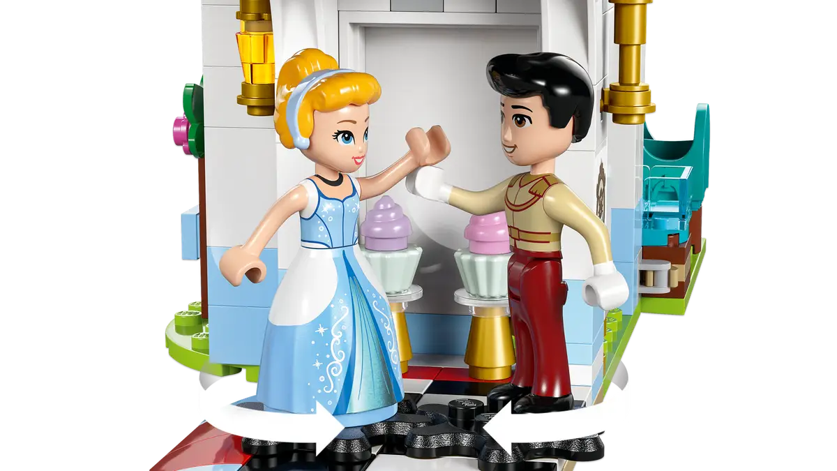LEGO - Disney Cinderella's Castle & Horse Carriage 43275