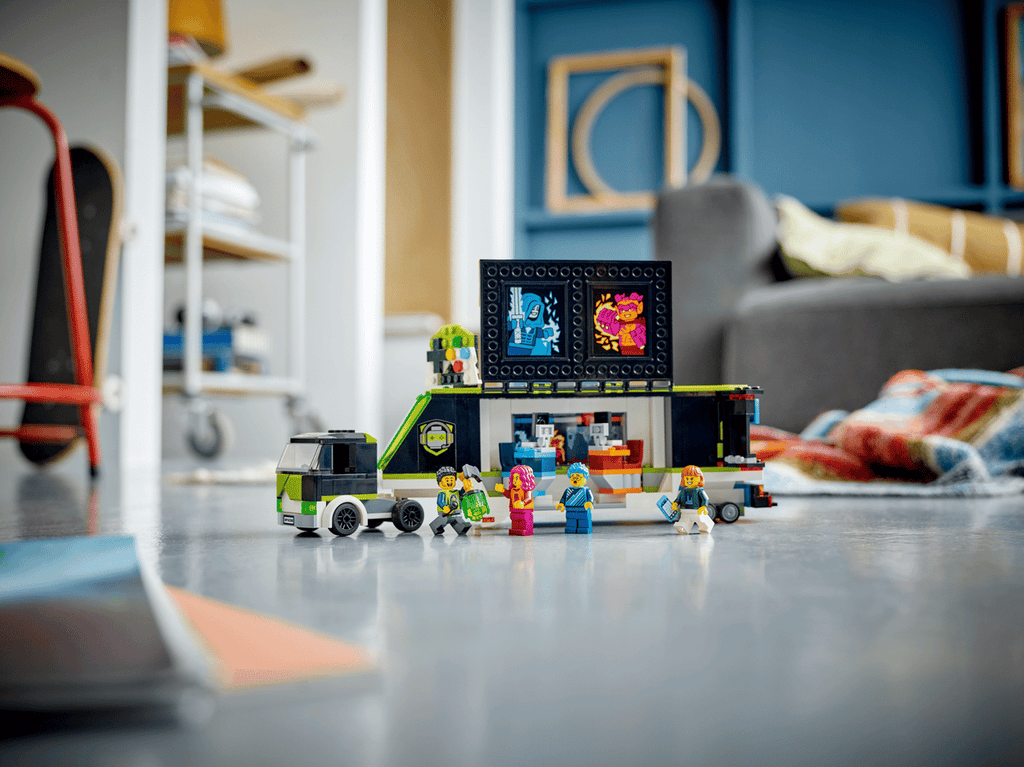 LEGO - City Gaming Tournament Truck 60388