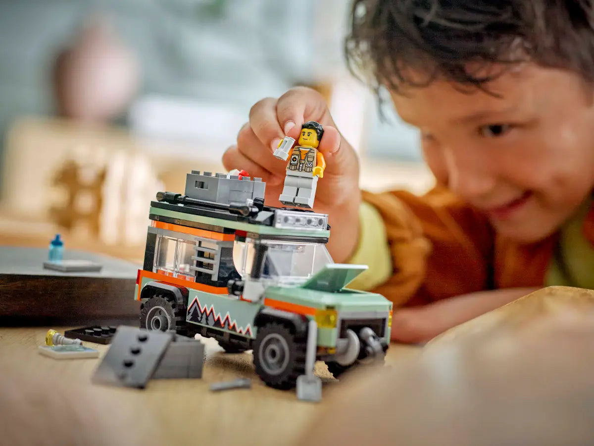 LEGO - City Off-Road 4x4 Mountain Truck 60447