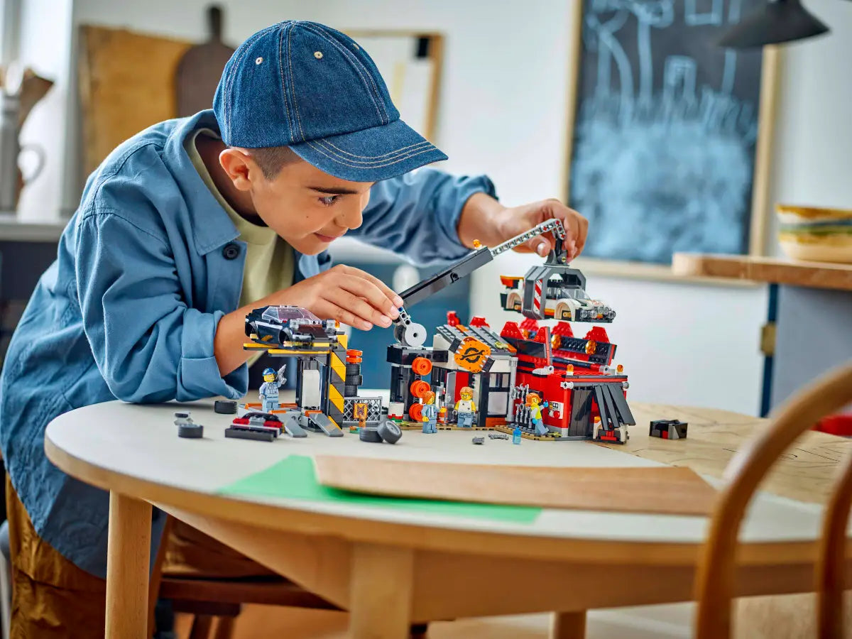 LEGO - City Scrapyard 60472