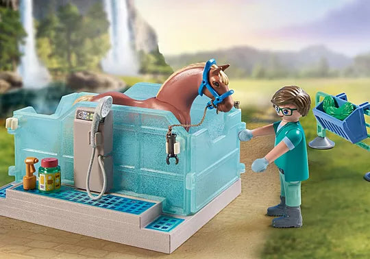 Playmobil - Horses of Waterfall Vet & Therapy Centre 71352