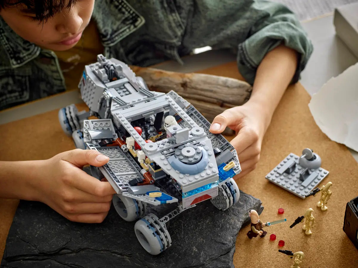 LEGO - Star Wars Republic Juggernaunt 75413