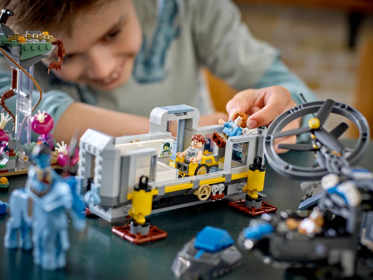 LEGO - Avatar Floating Mountain Site 26 & RDA Samson 75573