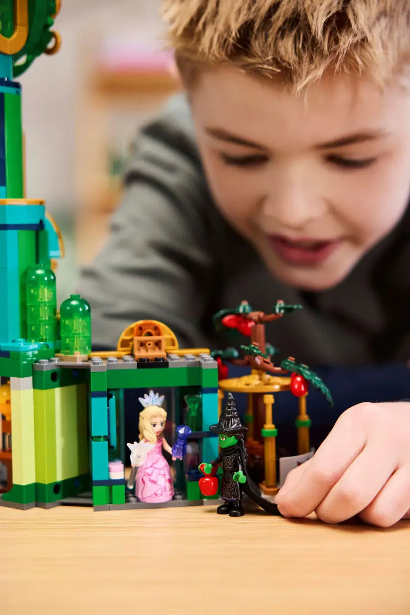 LEGO - Wicked Welcome to Emerald City 75684
