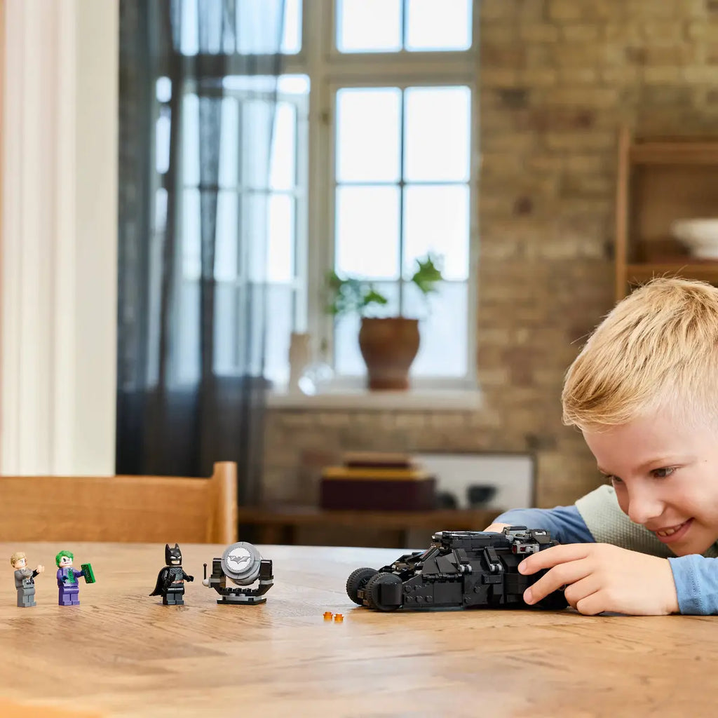 LEGO - Batman Tumbler vs. Two-Face & The Joker 76303