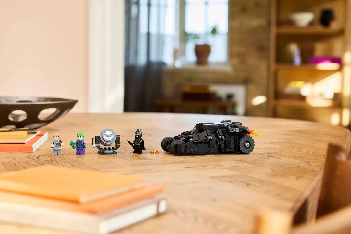 LEGO - Batman Tumbler vs. Two-Face & The Joker 76303