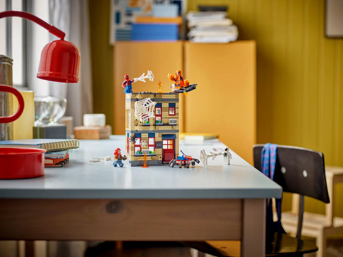 LEGO - Spider-Verse: Miles Morales vs. The Spot 76311