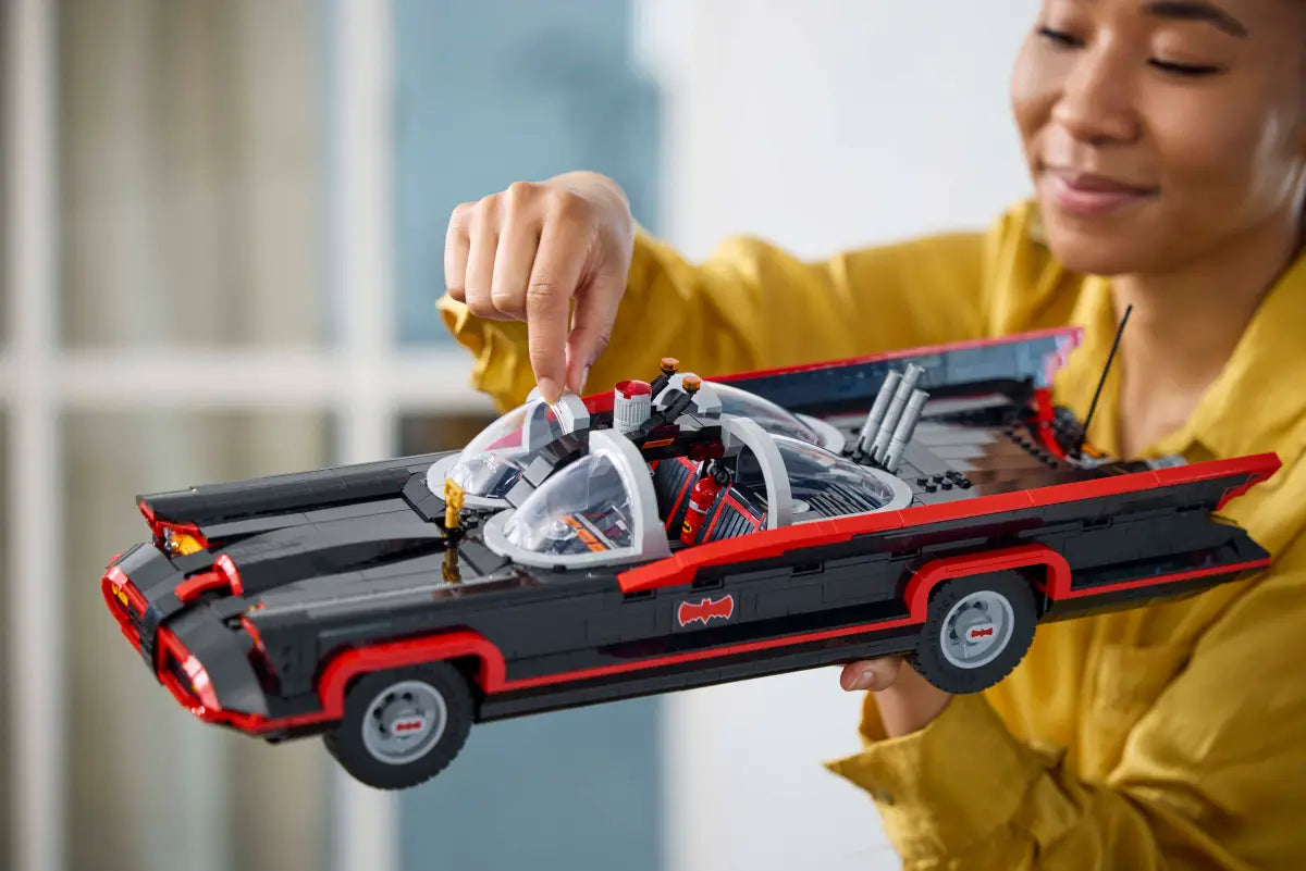 LEGO - Batman The Classic TV Series Batmobile 76328