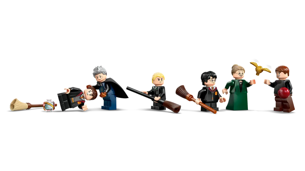 LEGO - Harry Potter Hogwarts Castle: Flying Lessons 76447