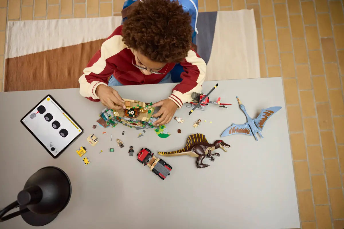 LEGO - Jurassic World Spinosaurus & Quetzalcoatius Air Mission 76976