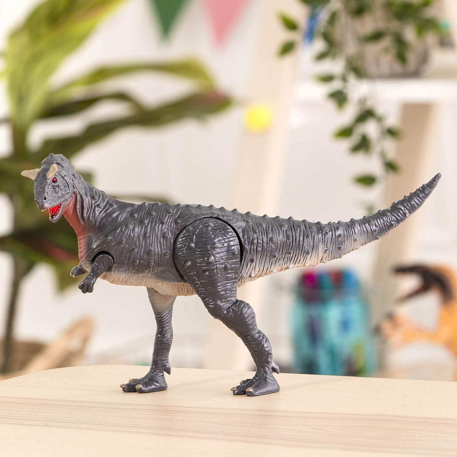 Terra - Dinosaur Carnotaurus