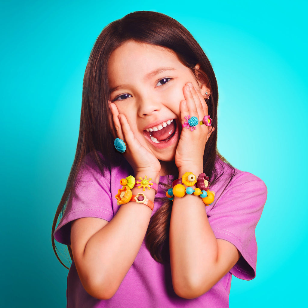 Toy jewelry kit.