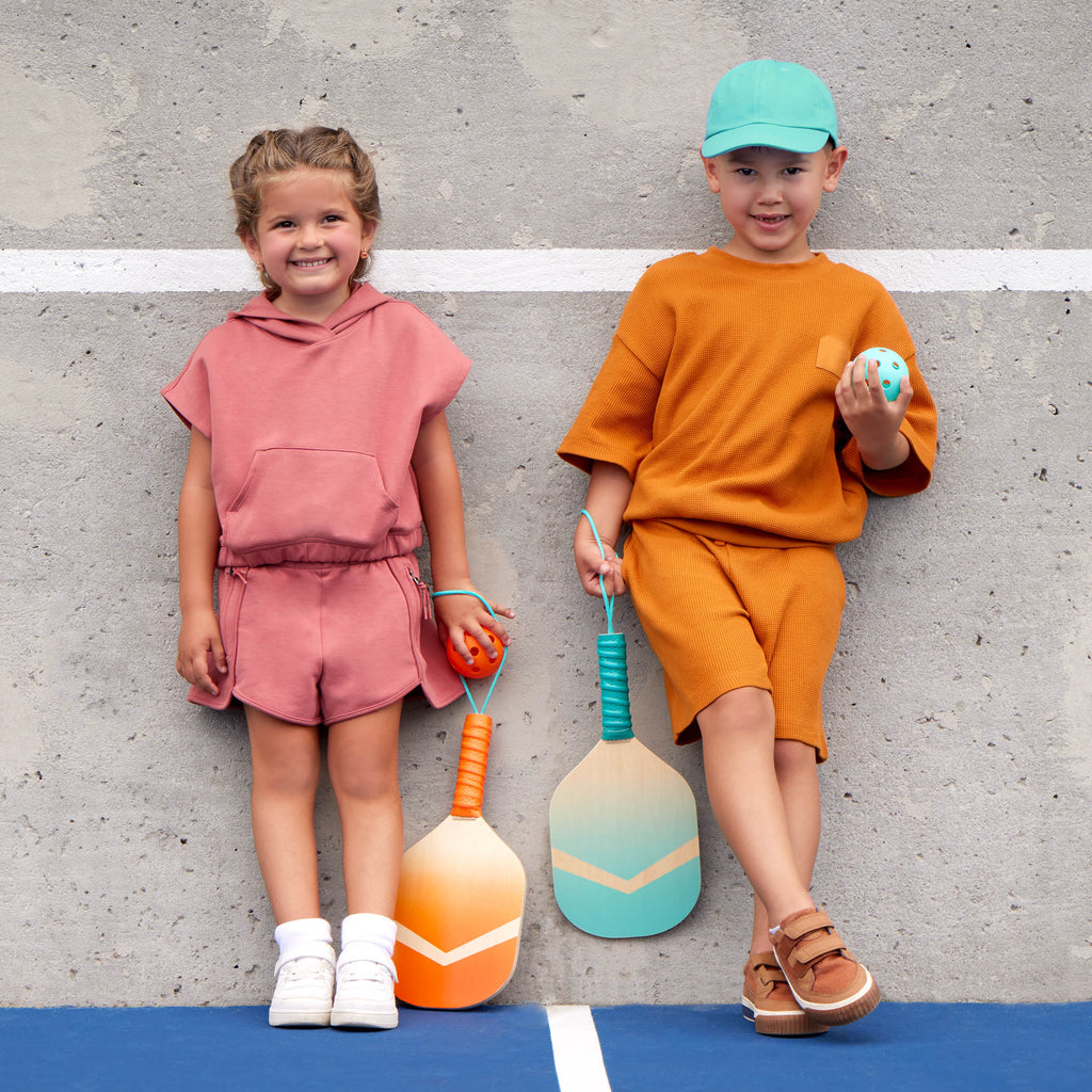 B. toys – B. sports