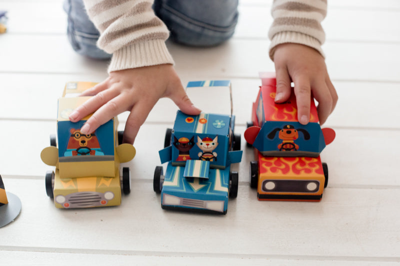 Djeco - Do it Yourself - Racing Cars Kit