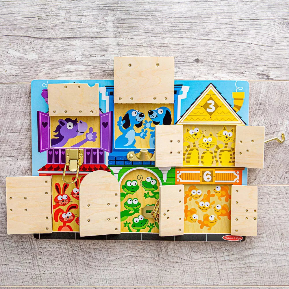 Melissa & Doug - Latches Board