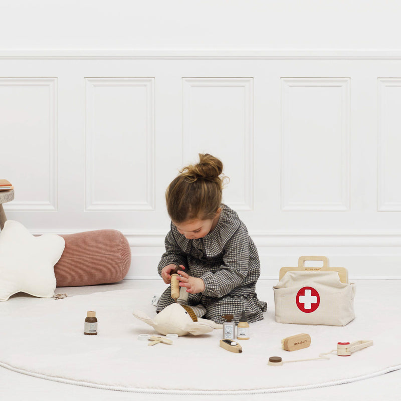 Le Toy Van - Animal Vet Care Set