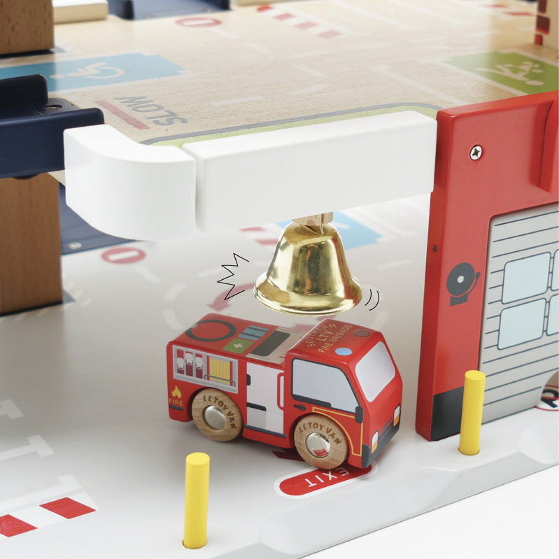 Le Toy Van - Fire & Rescue Wooden Garage