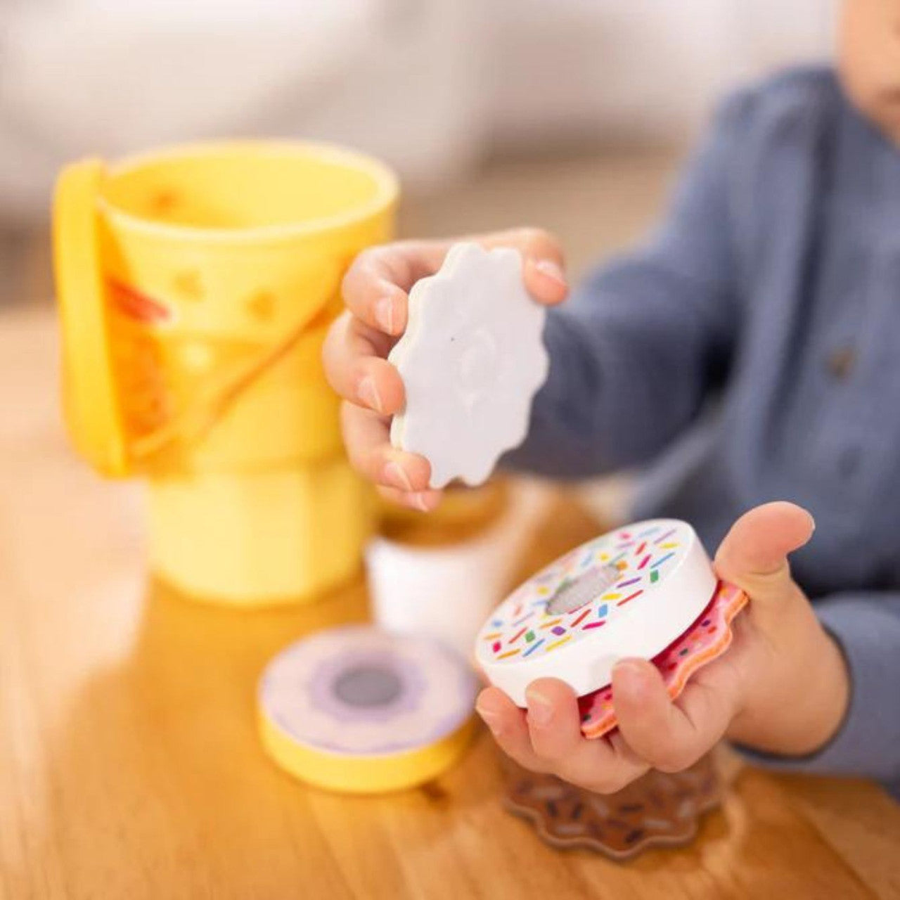 Melissa & Doug - Play to Go - Cake & Cookies Play Set
