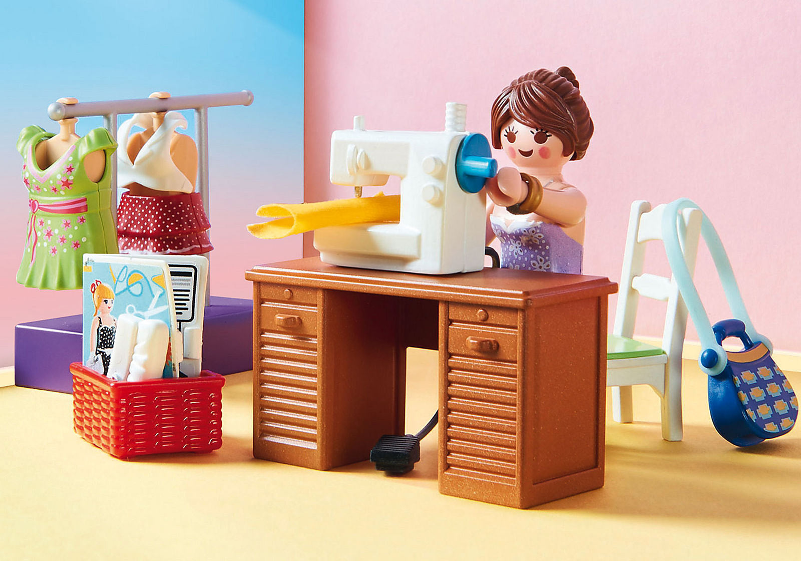 Playmobil - Dollhouse Bedroom With Sewing Corner 70208