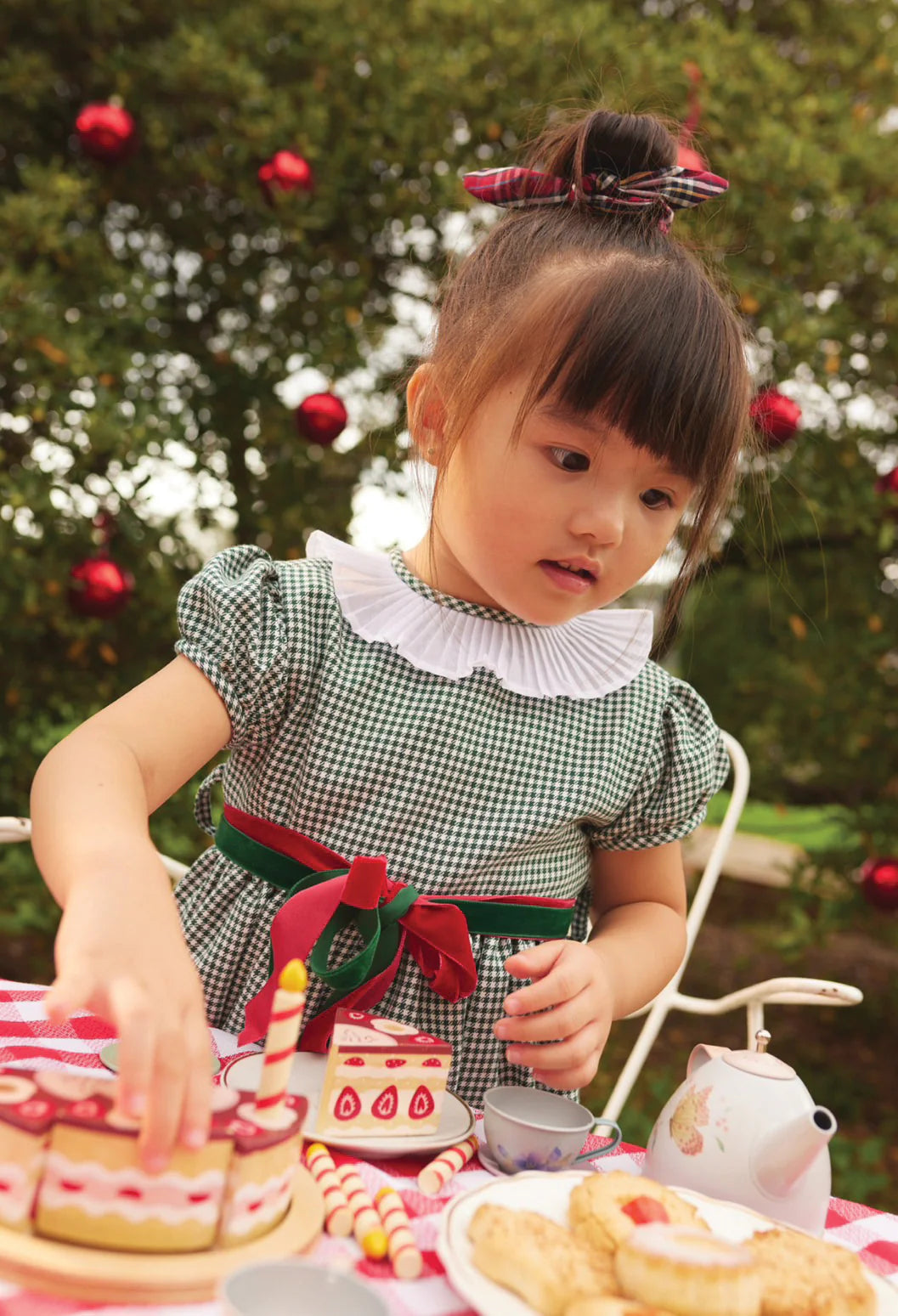 Tender Leaf Toys - Chocolate Birthday Cake