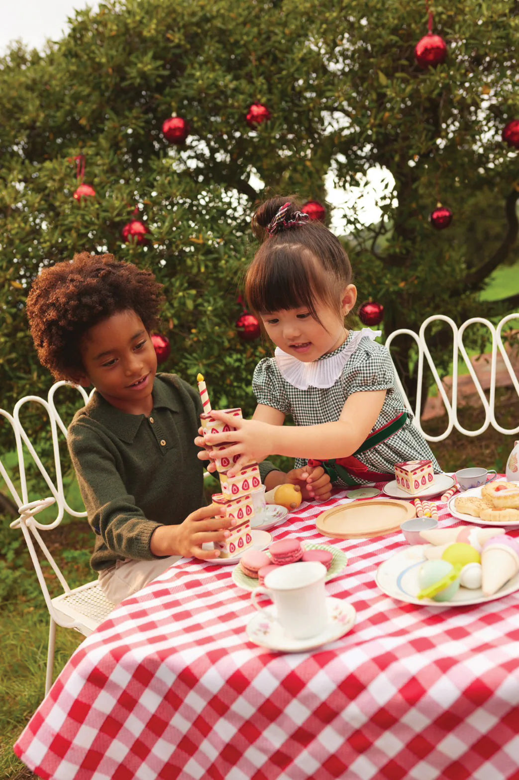 Tender Leaf Toys - Chocolate Birthday Cake