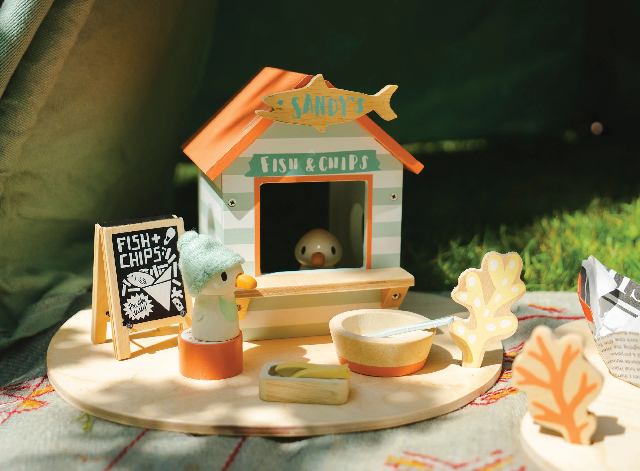 Tender Leaf Toys - Sandy's Beach Hut