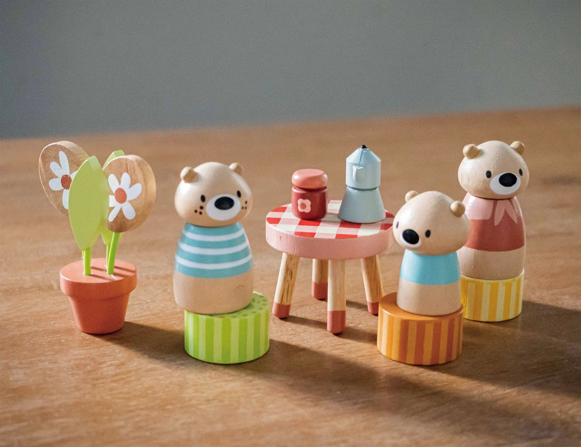 Tender Leaf Toys - Little Otter Canal Boat