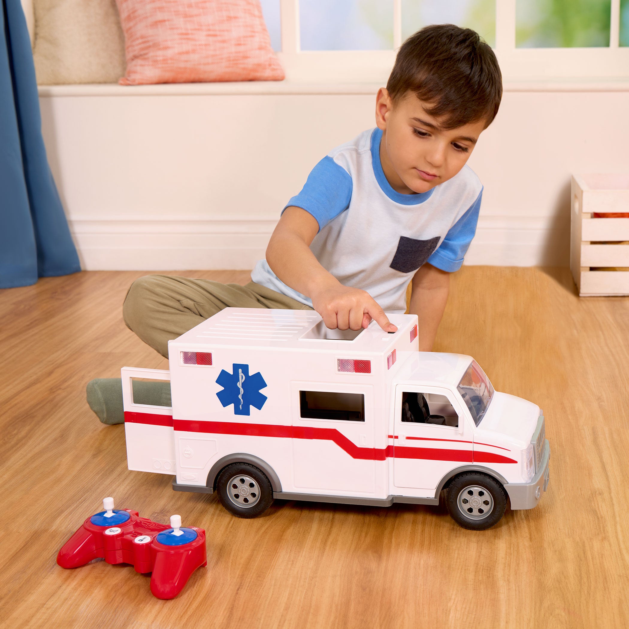 Driven - R/C Ambulance Standard Size