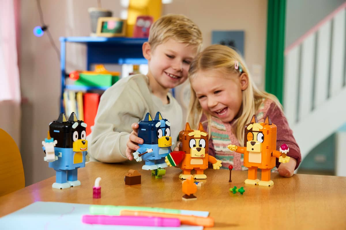 Lego - Brick-Built Bluey Family 11217