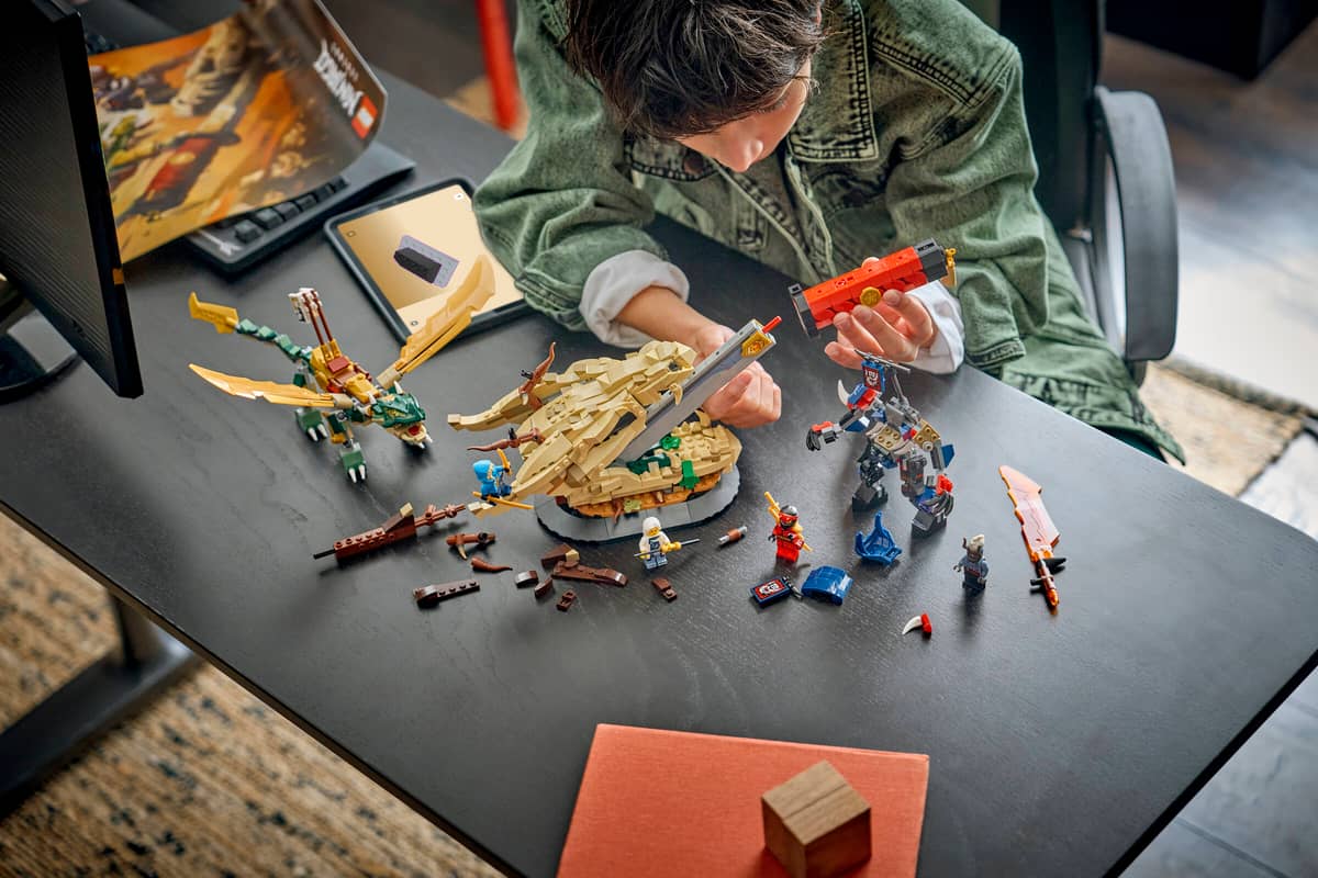Lego - Ninjago Battle at the Dragons Blade 71871