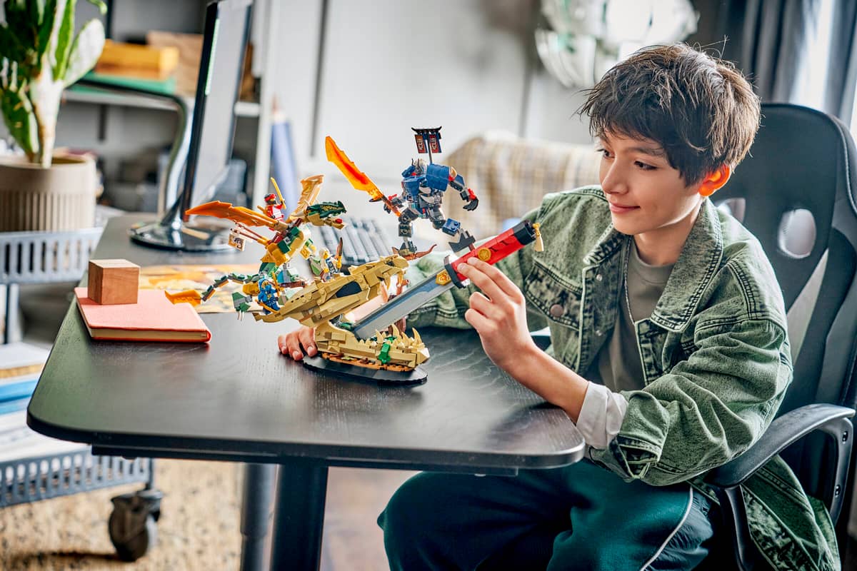 Lego - Ninjago Battle at the Dragons Blade 71871