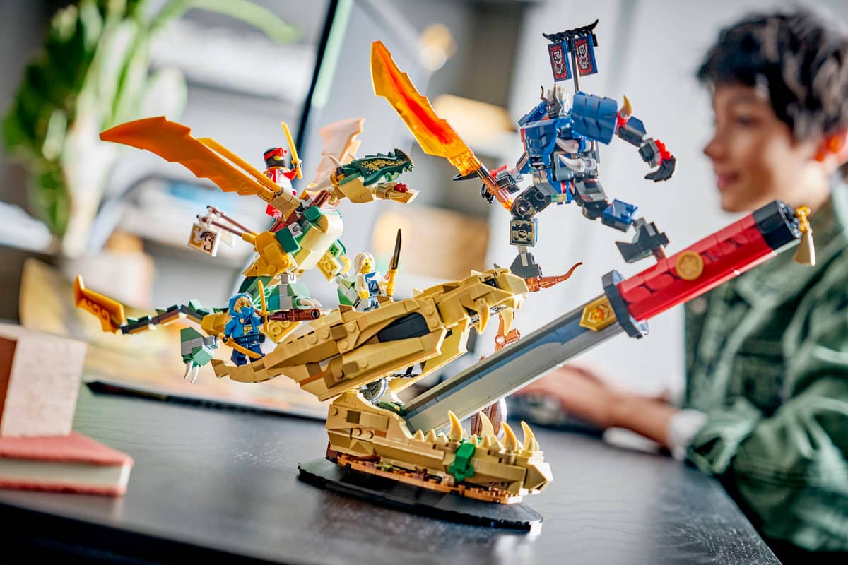 Lego - Ninjago Battle at the Dragons Blade 71871