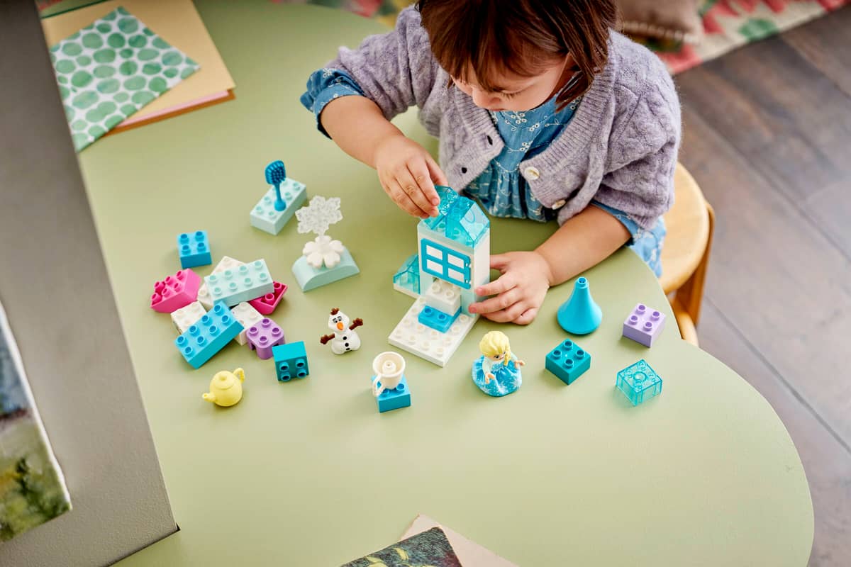 Lego - Duplo Frozen Creative Box with Elsa and Olaf 10462