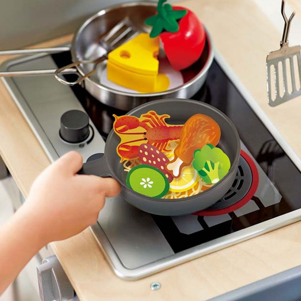 Hape - Deluxe Kitchen With Fan Stove